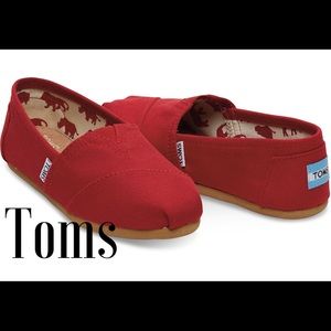 Tom’s Red Canvas Shoes, Size 10